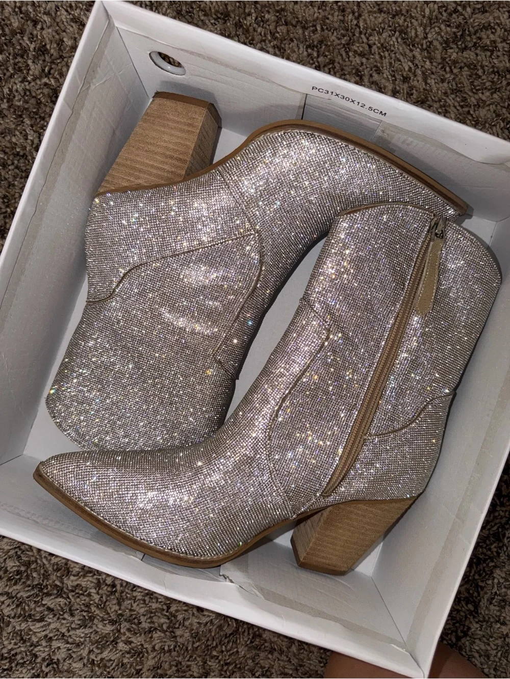 BEAST FASHION sparkling glitter